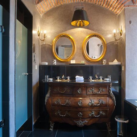 ติกมิซา สวีทส์ แอนด์ พาวิเลียน Hotel Ouled Jelal ภายนอก รูปภาพ Bathroom