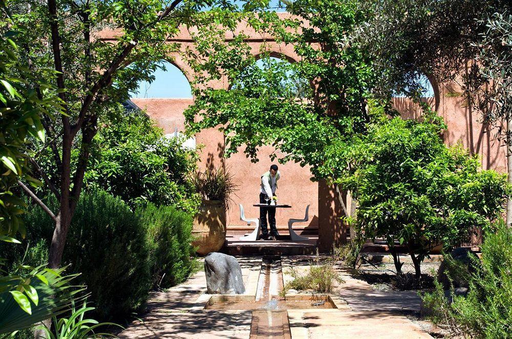 ติกมิซา สวีทส์ แอนด์ พาวิเลียน Hotel Ouled Jelal ภายนอก รูปภาพ The garden of the Djerbahood Museum