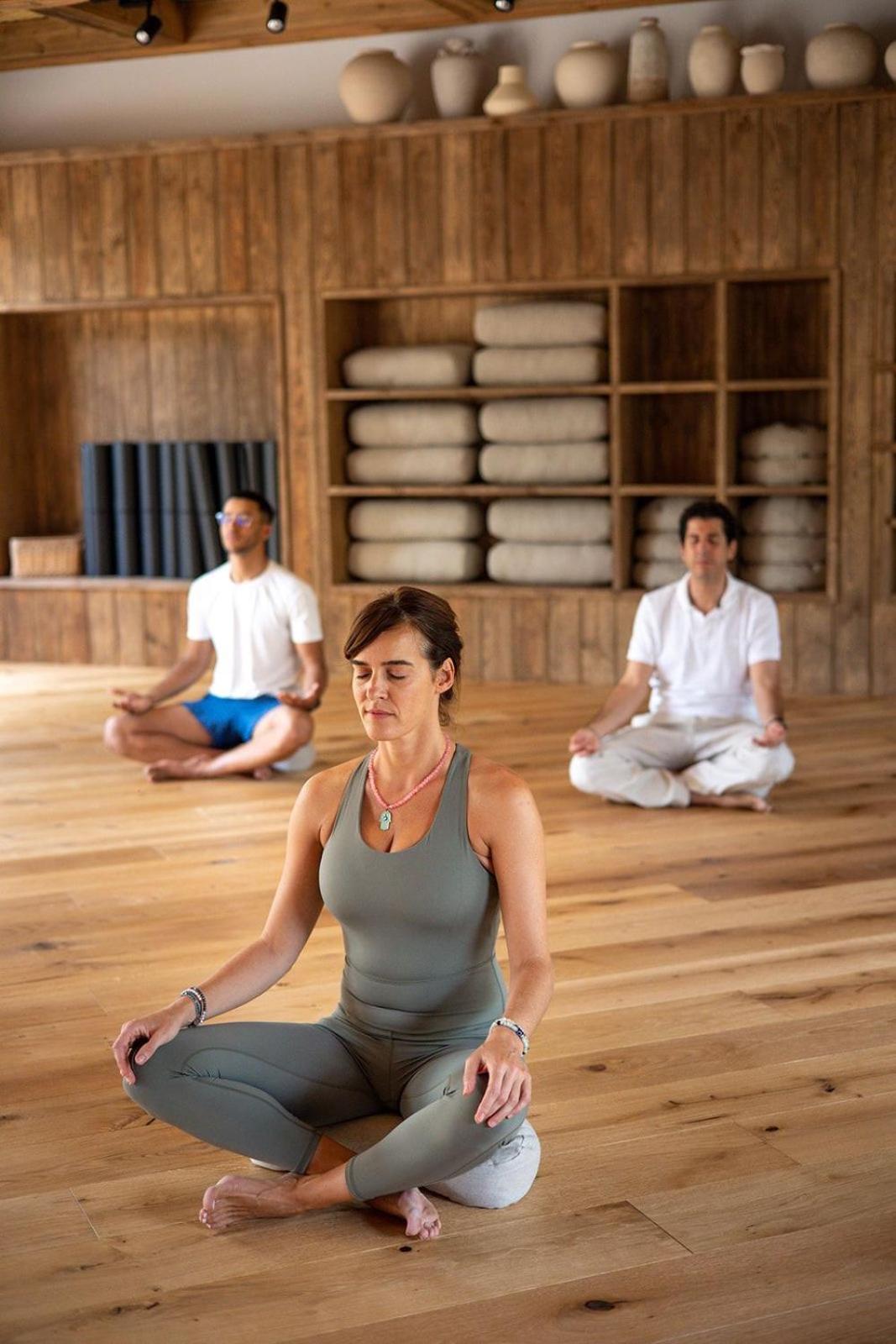 ติกมิซา สวีทส์ แอนด์ พาวิเลียน Hotel Ouled Jelal ภายนอก รูปภาพ Meditation