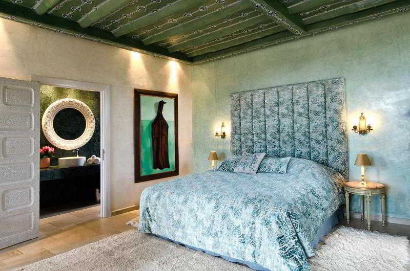 ติกมิซา สวีทส์ แอนด์ พาวิเลียน Hotel Ouled Jelal ภายนอก รูปภาพ A bedroom at the hotel