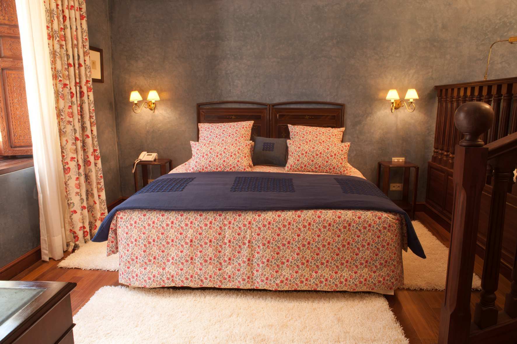 ติกมิซา สวีทส์ แอนด์ พาวิเลียน Hotel Ouled Jelal ภายนอก รูปภาพ A bed with a bed skirt