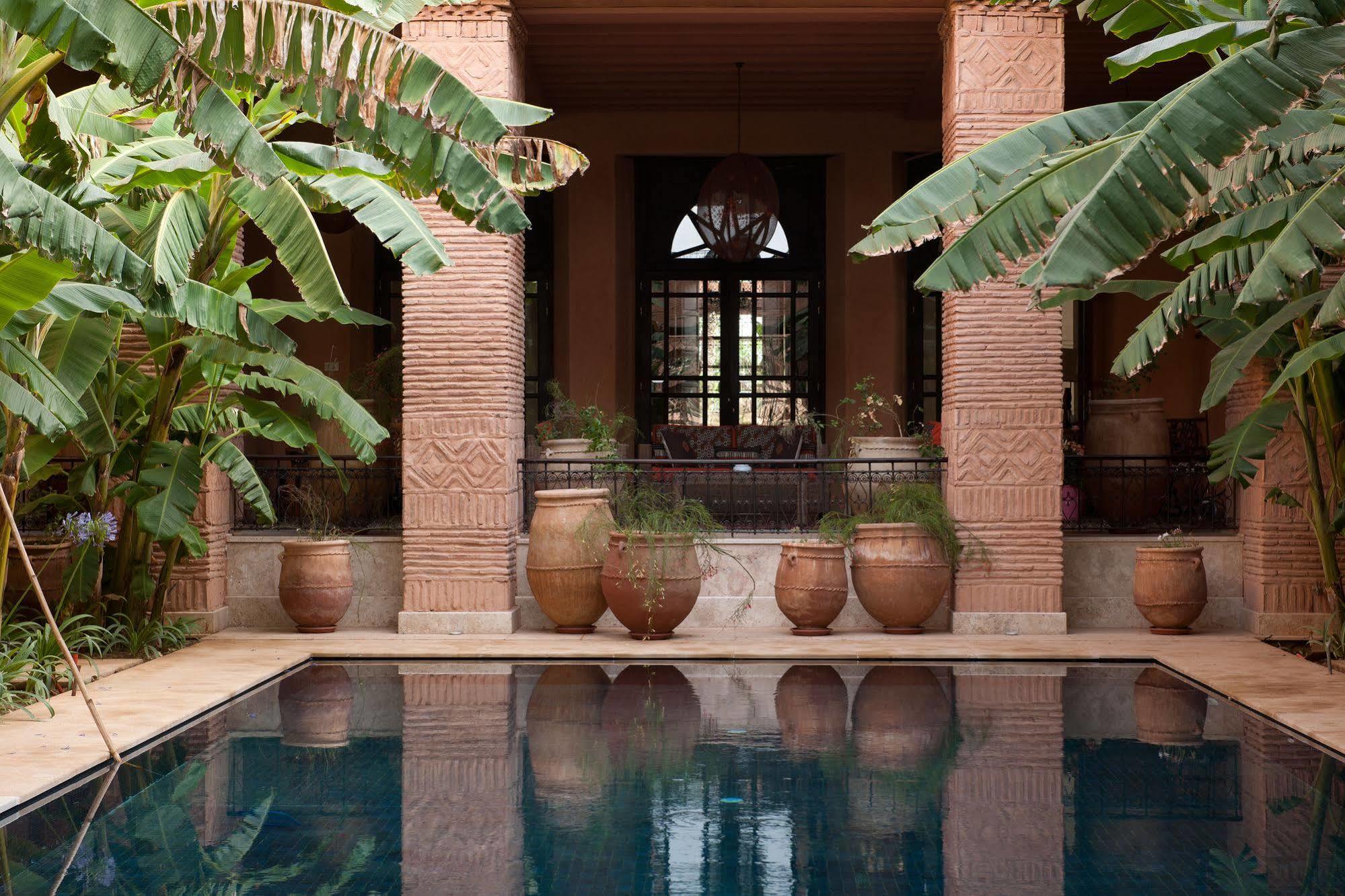 ติกมิซา สวีทส์ แอนด์ พาวิเลียน Hotel Ouled Jelal ภายนอก รูปภาพ The swimming pool at the hotel